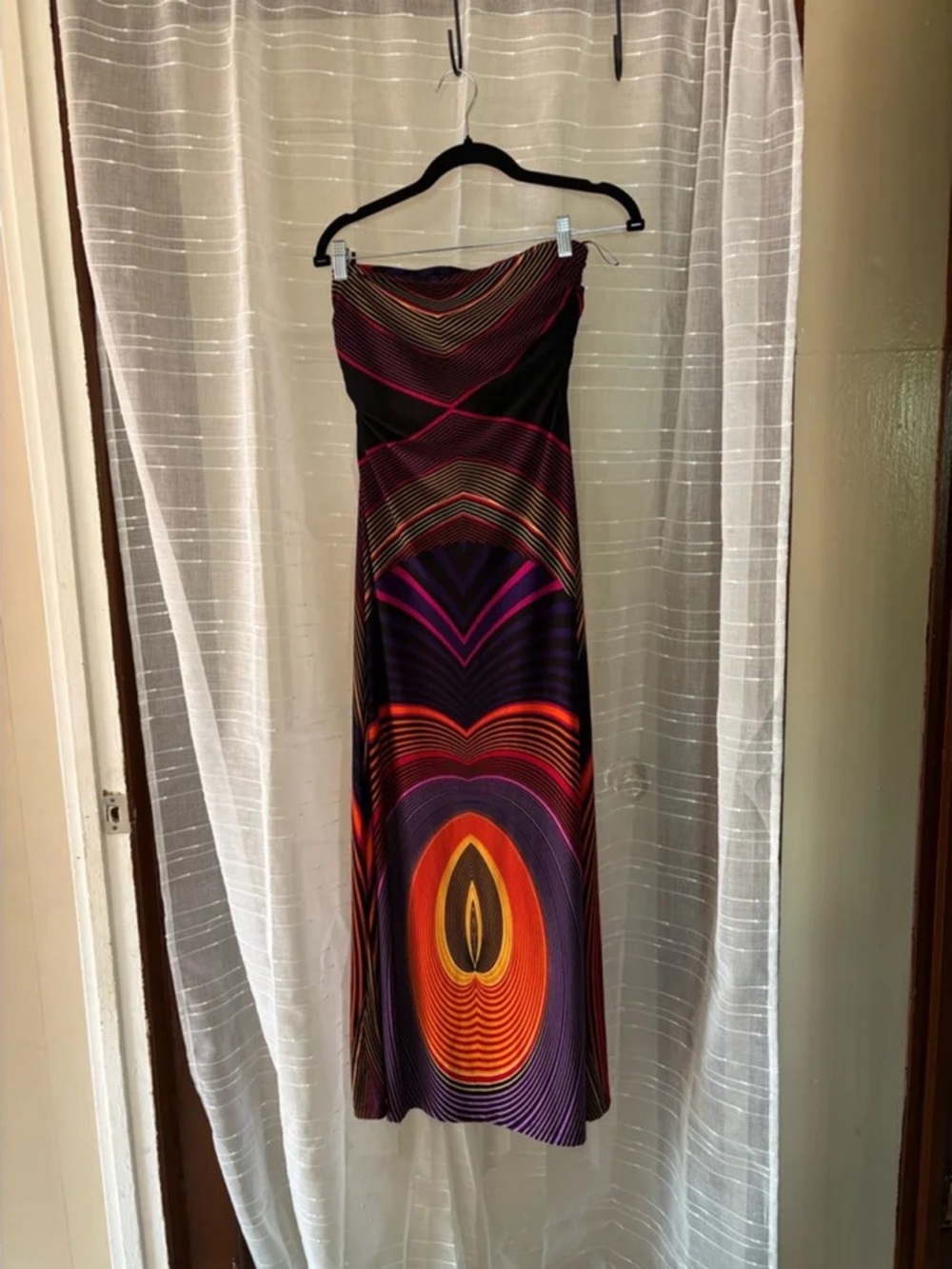Strapless Multicolor Maxi Dress with Geometric Wave Print